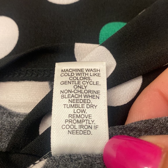 Est. 1946 Polka Dot Blouse - Picture 10 of 10